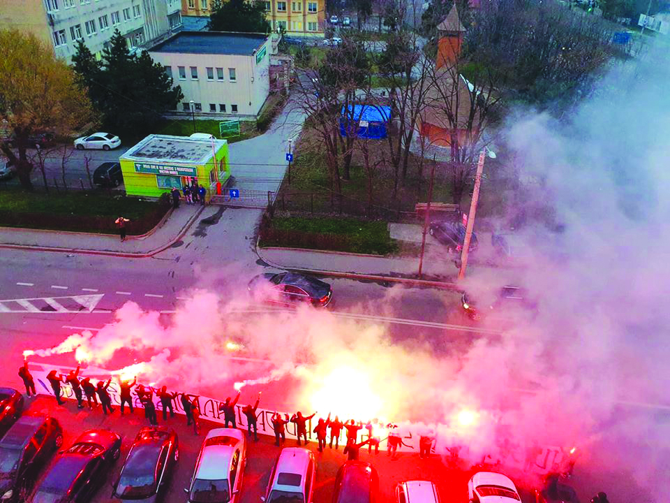 peluza-sud-1-c - Jurnalul Olteniei – Știri din Craiova și Oltenia