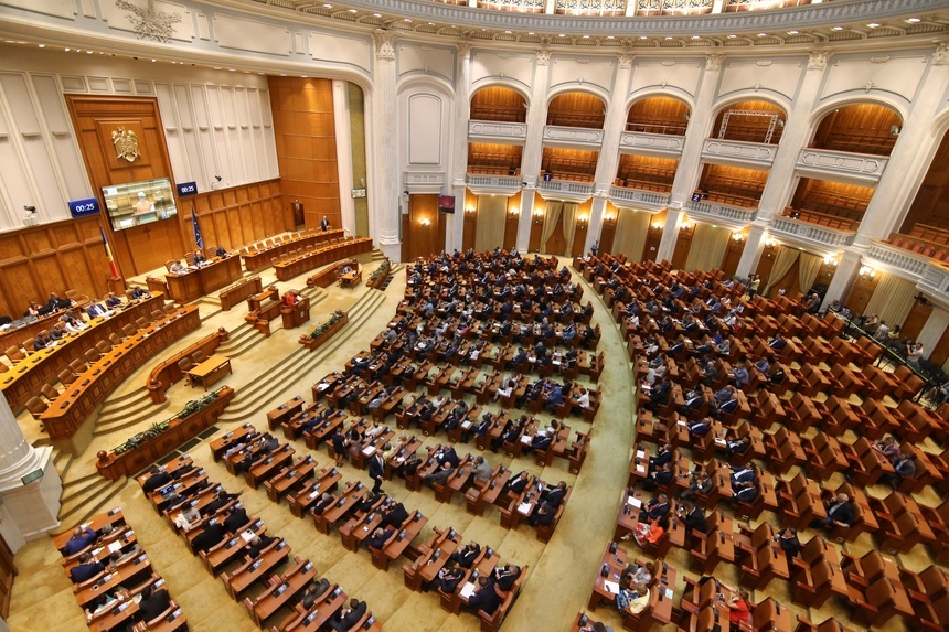In Ce Conditii Se Poate Dizolva Parlamentul Parlamentul se reuneşte astăzi, la convocarea preşedintelui - Stiri
