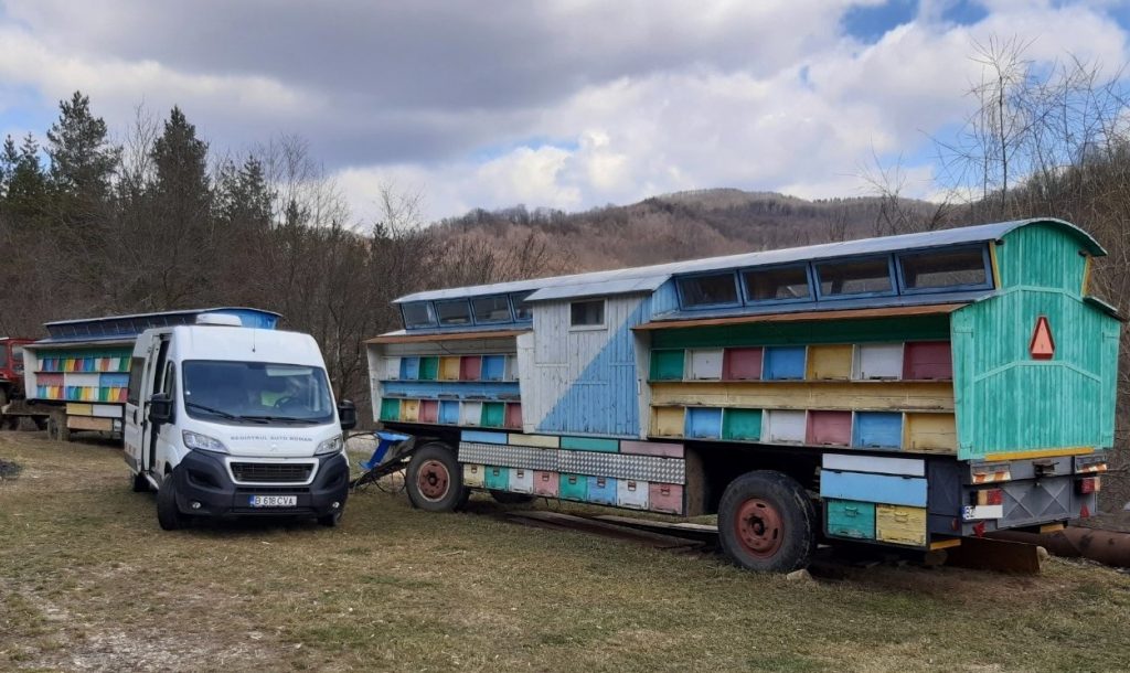 (Foto) ITP la domiciliu sau locul de garare al utilajelor, pentru fermieri și apicultori