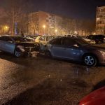 Incendiu într-o parcare din Severin. Două mașini au fost cuprinse de flăcări 