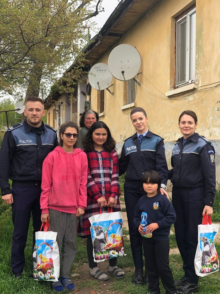 cadouri-politie - Jurnalul Olteniei – Știri din Craiova și Oltenia