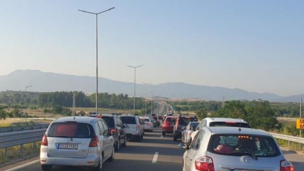 Timp mare de așteptare pentru a intra în Turcia și Grecia cu mașina