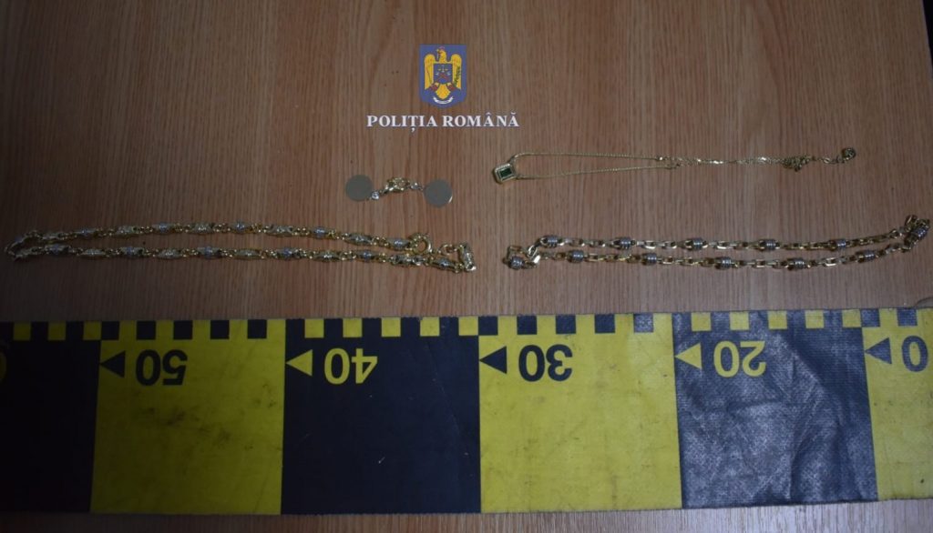 bijuterii-confiscate - Jurnalul Olteniei – Știri din Craiova și Oltenia