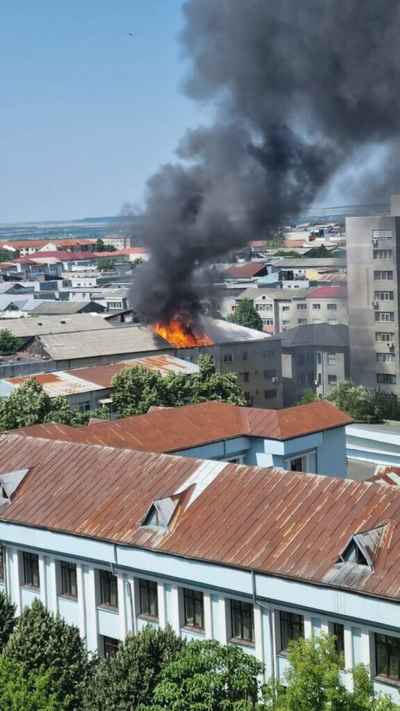 incendiu slatina manastirii - Jurnalul Olteniei - Stiri regionale din Oltenia